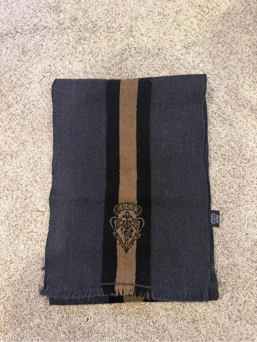 Gucci scarf